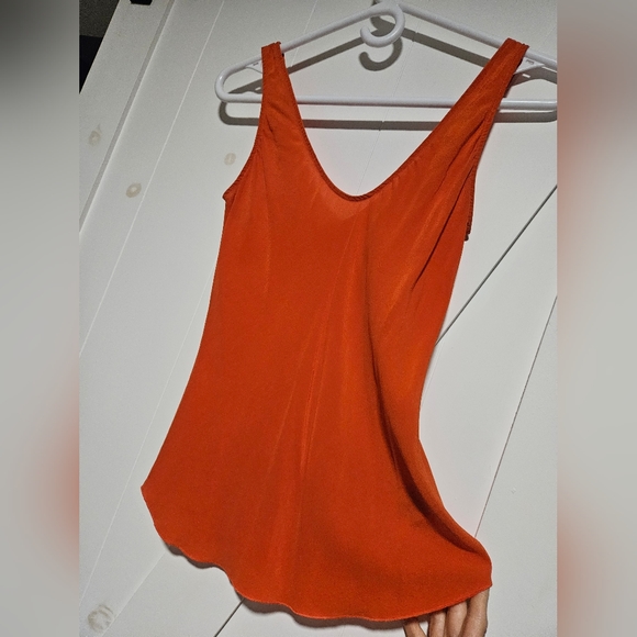 Aritzia Wilfred Silk XS tangerine tank - Picture 2 of 3